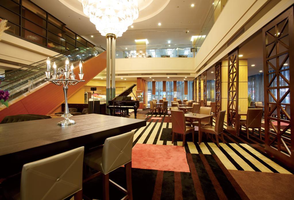 Keisei Hotel Miramare Chiba Exteriör bild