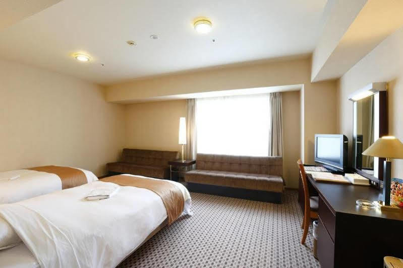Keisei Hotel Miramare Chiba Exteriör bild